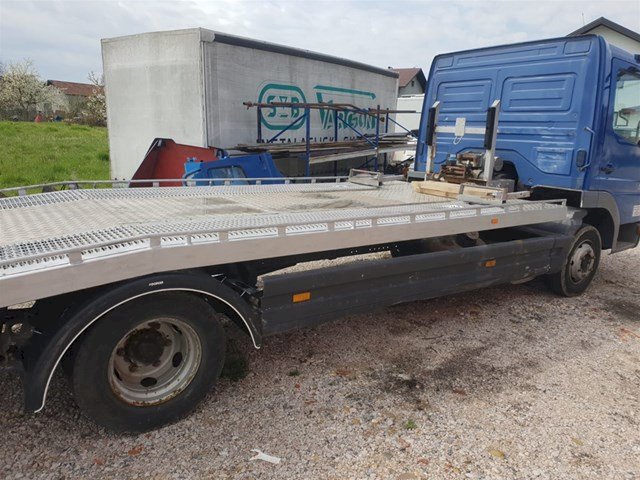 Mercedes Atego 815