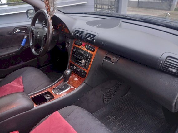 Mercedes C-Klasa, 2000.G.