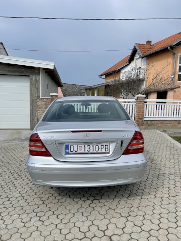 Mercedes C klasa W203