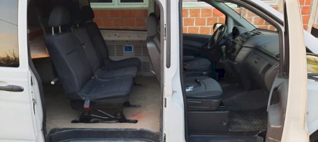 Mercedes Vito 113 5 sjedala N1, 2012 god.