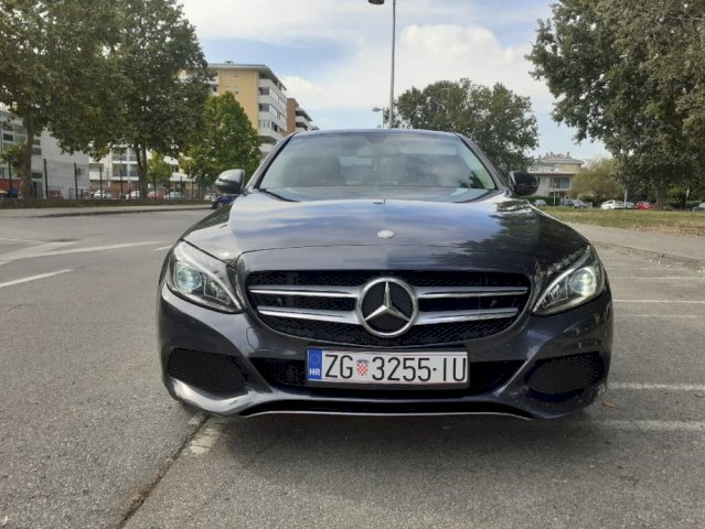 Mercedes-Benz C-klasa 180 AVANTGARD REG.07/23