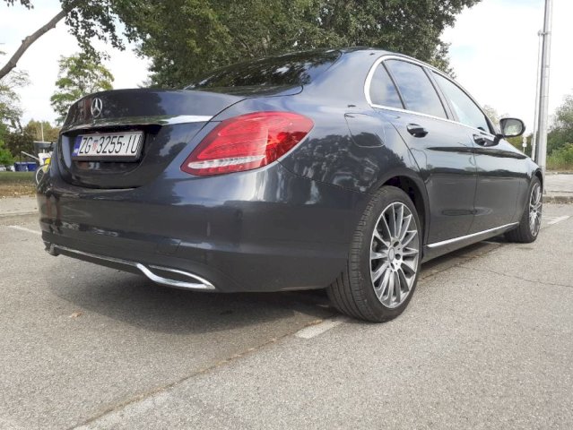 Mercedes-Benz C-klasa 180 AVANTGARD REG.07/23