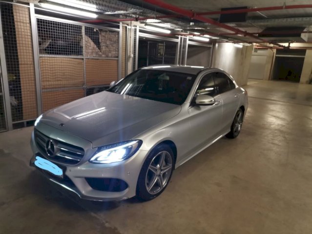 Mercedes-Benz C-klasa 180 d AMG