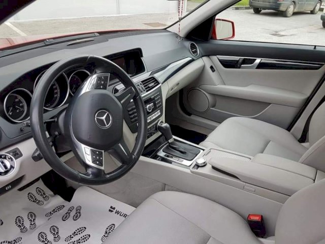 Mercedes-Benz C-klasa 200 CDI automatik