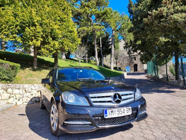 Mercedes-Benz C-klasa 220 CDI