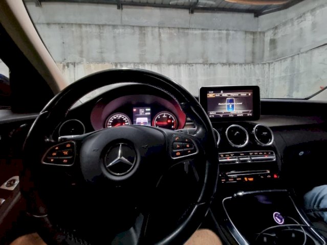 Mercedes-Benz C-klasa 300 h