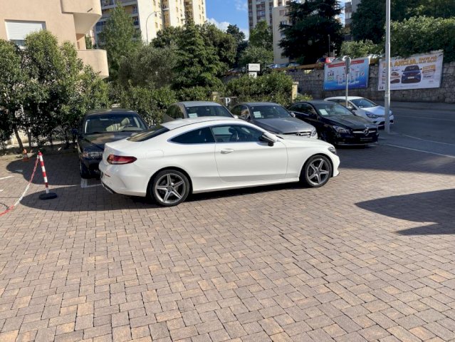 Mercedes-Benz C-klasa Coupe 220 d automatik