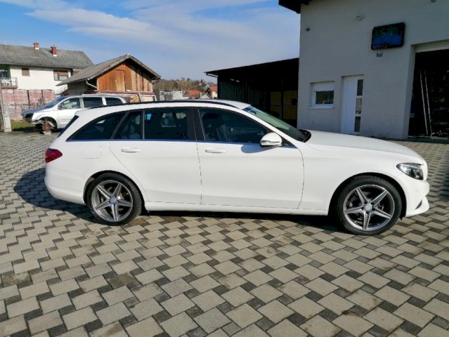 Mercedes-Benz C-klasa T-model 200 d