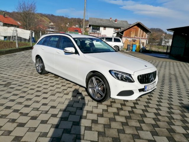 Mercedes-Benz C-klasa T-model 200 d
