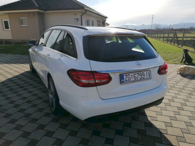 Mercedes-Benz C-klasa T-model 200 d