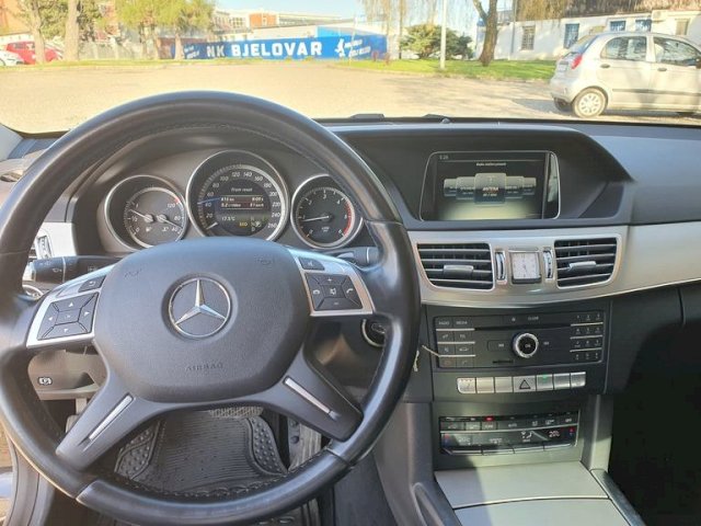 Mercedes-Benz E-klasa 220 BLUETEC 9G, F1