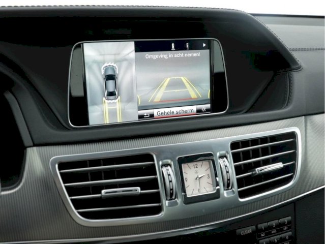 Mercedes-Benz E-klasa 300 Hybrid/