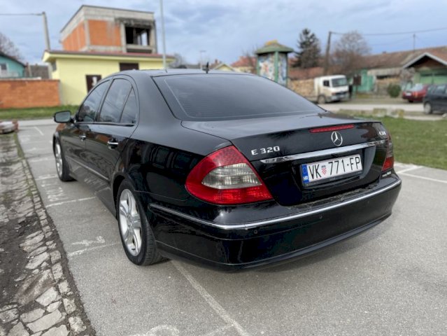 Mercedes-Benz E-klasa 320 CDI