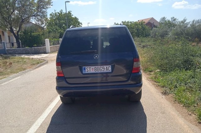 Mercedes-Benz ML 320