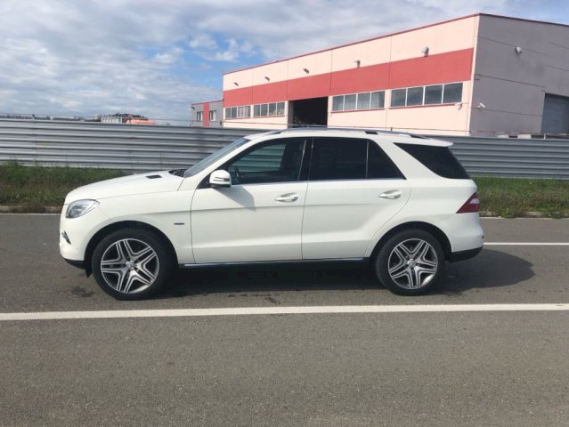 Mercedes-Benz ML 350 BLUETEC 4MATIC automatik