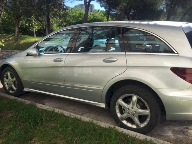 Mercedes-Benz R klasa 4MATIC 320 CDI automatik