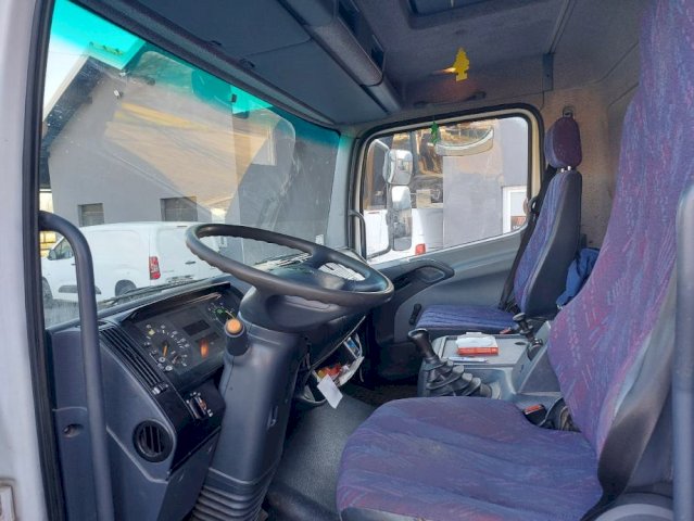 Mercedes atego stočar, 2002 god.