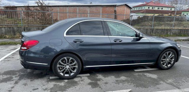 Mercedes c220d