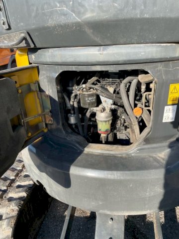 Mini bager Komatsu