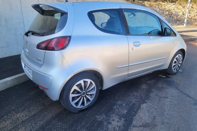 Mitsubishi Colt 1.1 plin benz