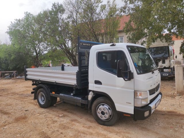 Mitsubishi fuso canter 7c18 kiper, 2013 god.