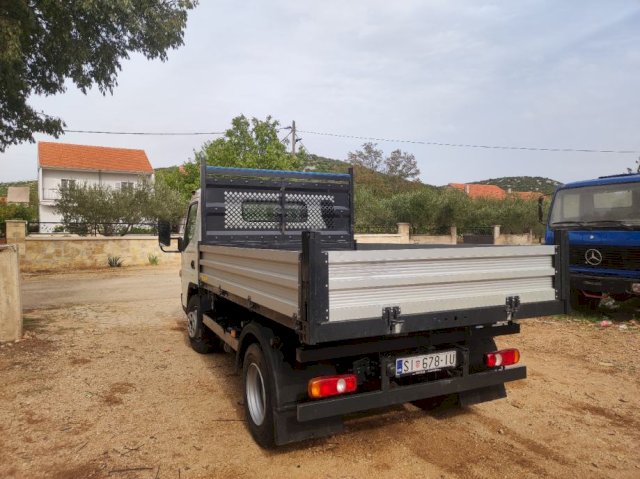 Mitsubishi fuso canter 7c18 kiper, 2013 god.