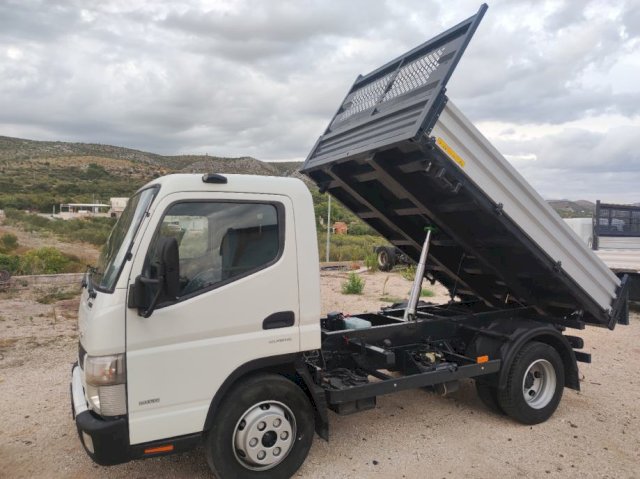 Mitsubishi fuso canter 7c18 kiper, 2013 god.