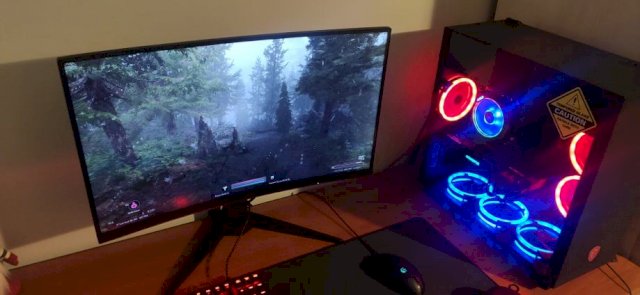 Monitor aoc c27g1 garancija