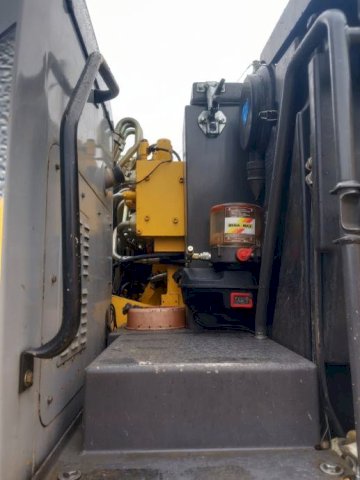 New Holland MH 5.6, Brza spojka 2 korpe, moze zam