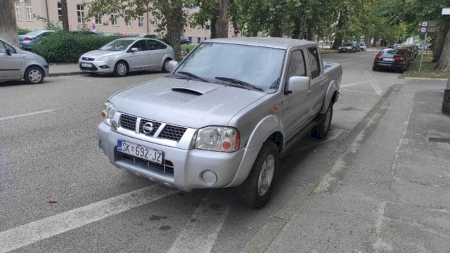 Nissan Navara Pick Up 2,5 DI 4x4, 2005. god.