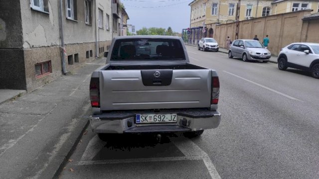 Nissan Navara Pick Up 2,5 DI 4x4, 2005. god.