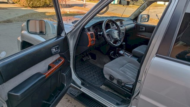 Nissan Patrol 3.0 DCI U IZVRSNOM STANJU