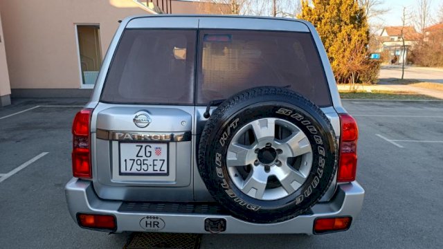 Nissan Patrol 3.0 DCI U IZVRSNOM STANJU