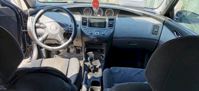 Nissan Primera 1.8, LPG