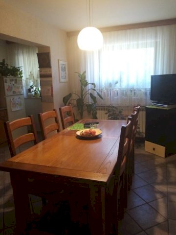 Obiteljska kuća, 5 soba