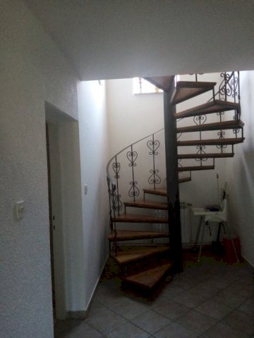 Obiteljska kuća, 5 soba