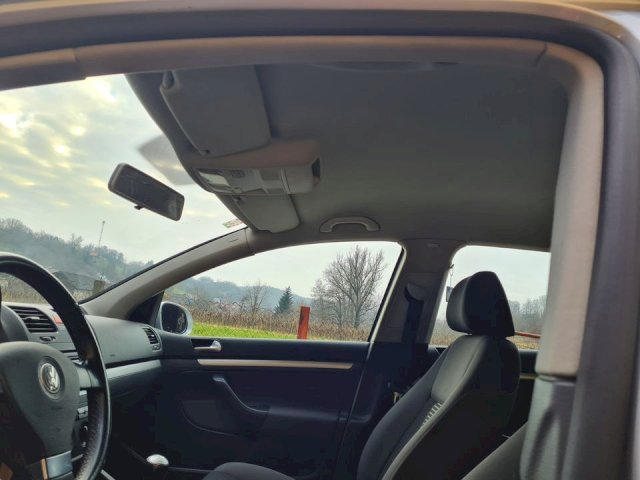 Odlicni Golf 1.9 tdi UNITED