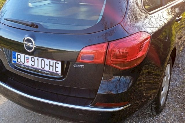 Opel Astra 1.6CDTI