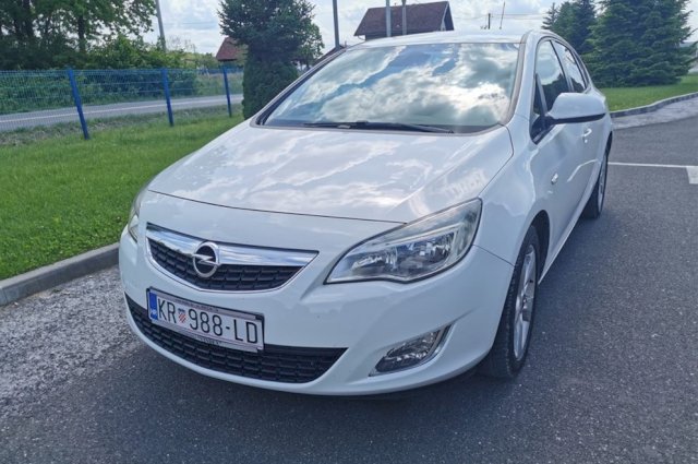 Opel Astra 1.7 CdTi