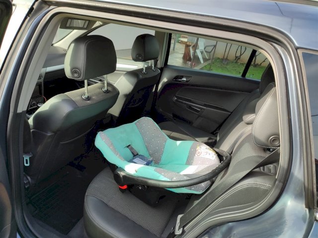Opel Astra 1.9 cdti