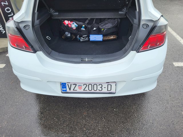 Opel Astra GTC