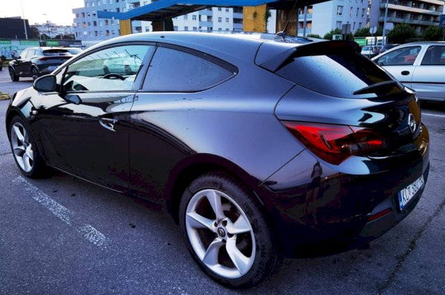 Opel Astra J GTC, 1,7 CDTI