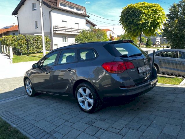 Opel Astra Karavan 1,6