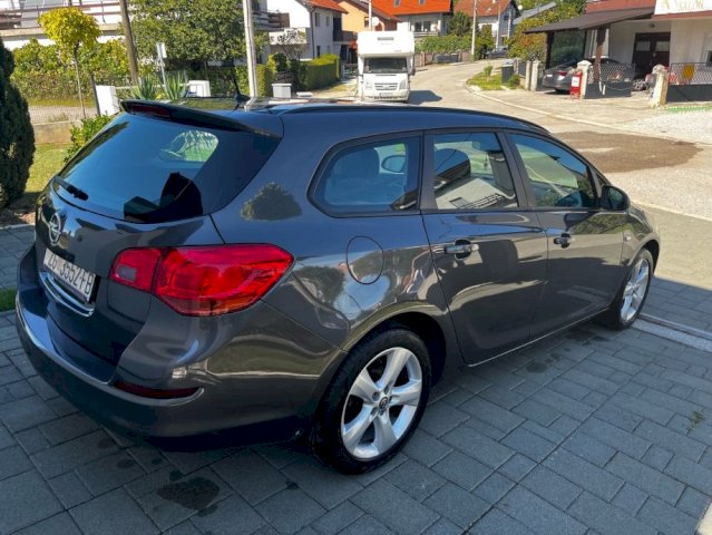 Opel Astra Karavan 1,6