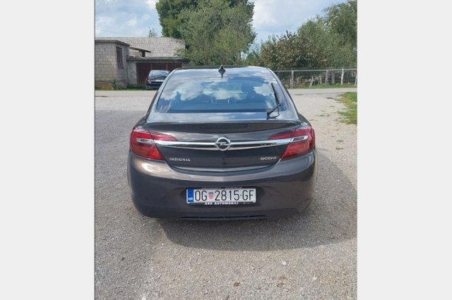 Opel Insignia 1.6 CDTI