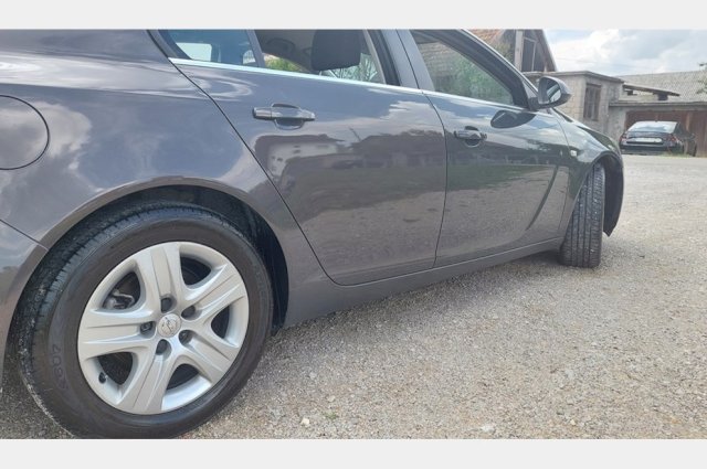 Opel Insignia 1.6 CDTI