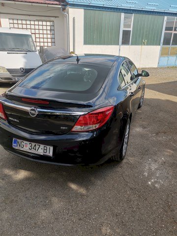 Opel Insignia 2,0 CDTI