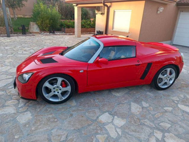 Opel Speedster 2,2 16V