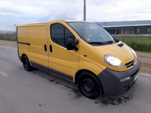 Opel Vivaro 2.5, 2006 god.