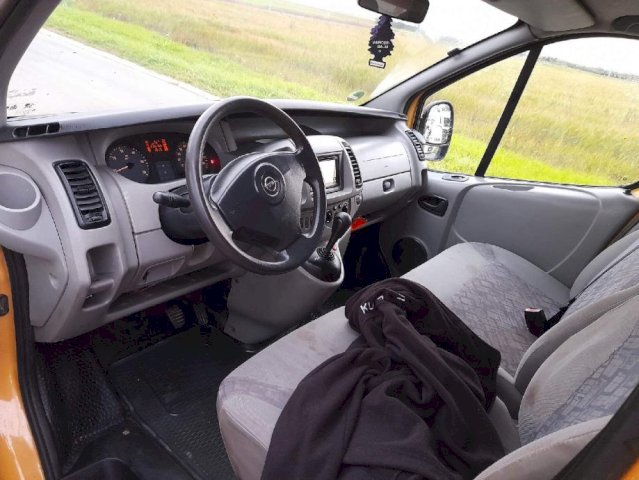 Opel Vivaro 2.5, 2006 god.
